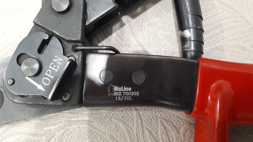 Nożyce zapadkowe BizLine fi 52mm2