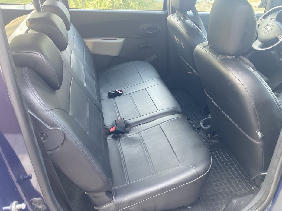 Продам автомобіль Dacia Lodgy 2014р