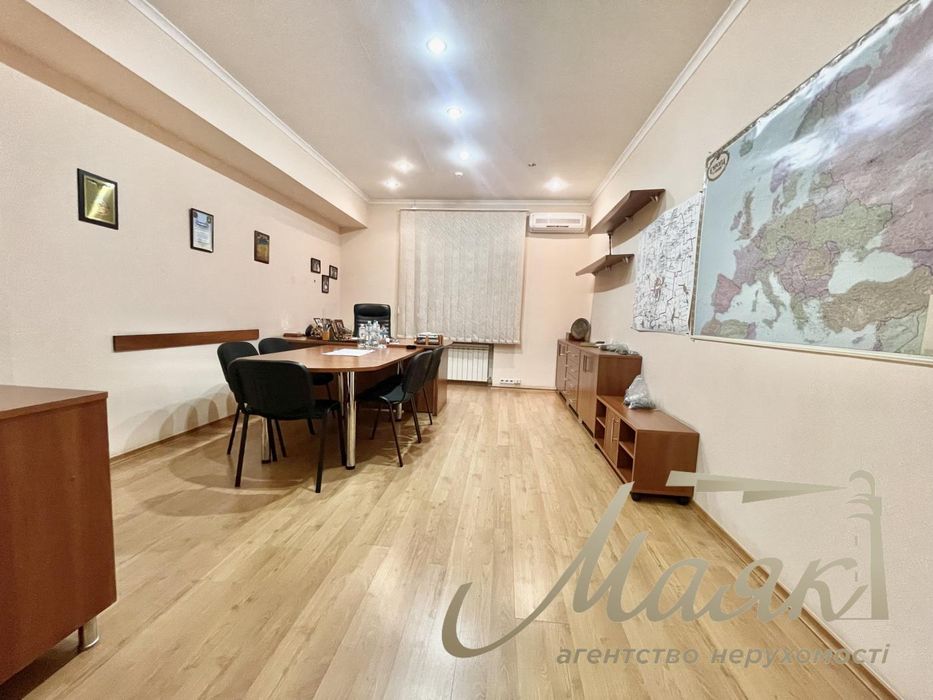 Вигідна пропозиція! Продаж офіса в центрі Запоріжжя, 160м2