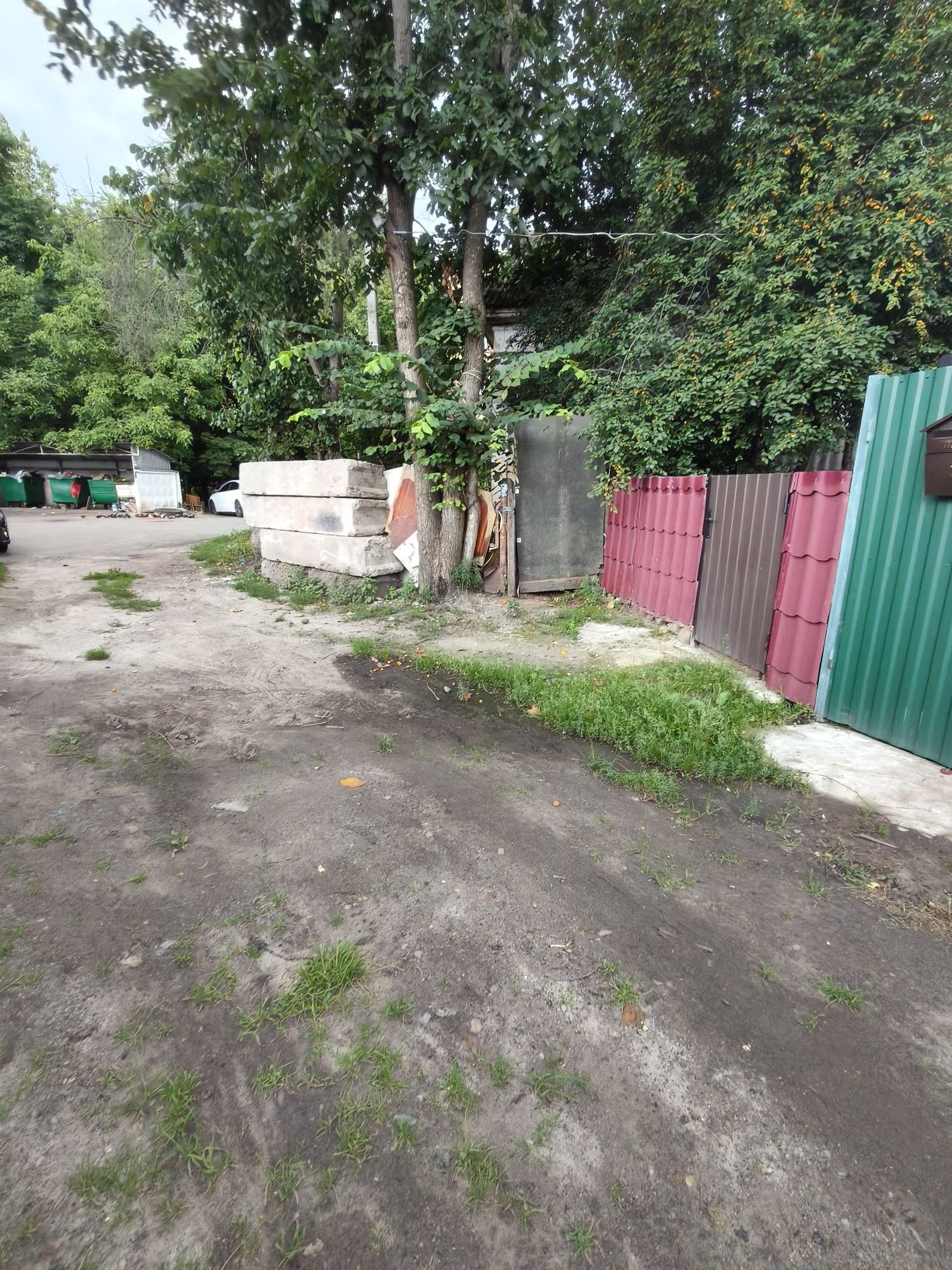 Терміново, Центр,2х. Частина будинку,всі зручності централізовані.