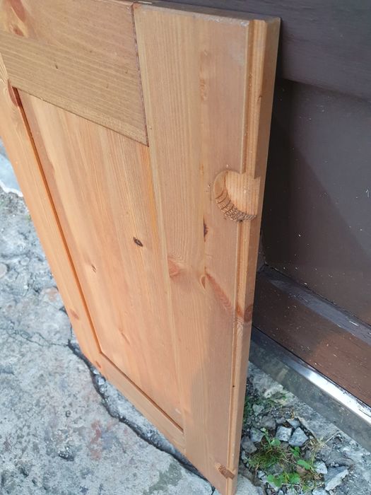 Fronty sosnowe drzwi do szafek kaseton drzwiczki 64x39