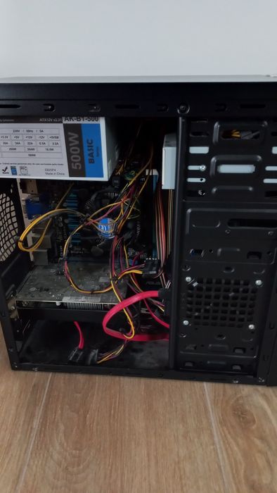 Komputer stacjonarny Akyga Micro Tower ATX