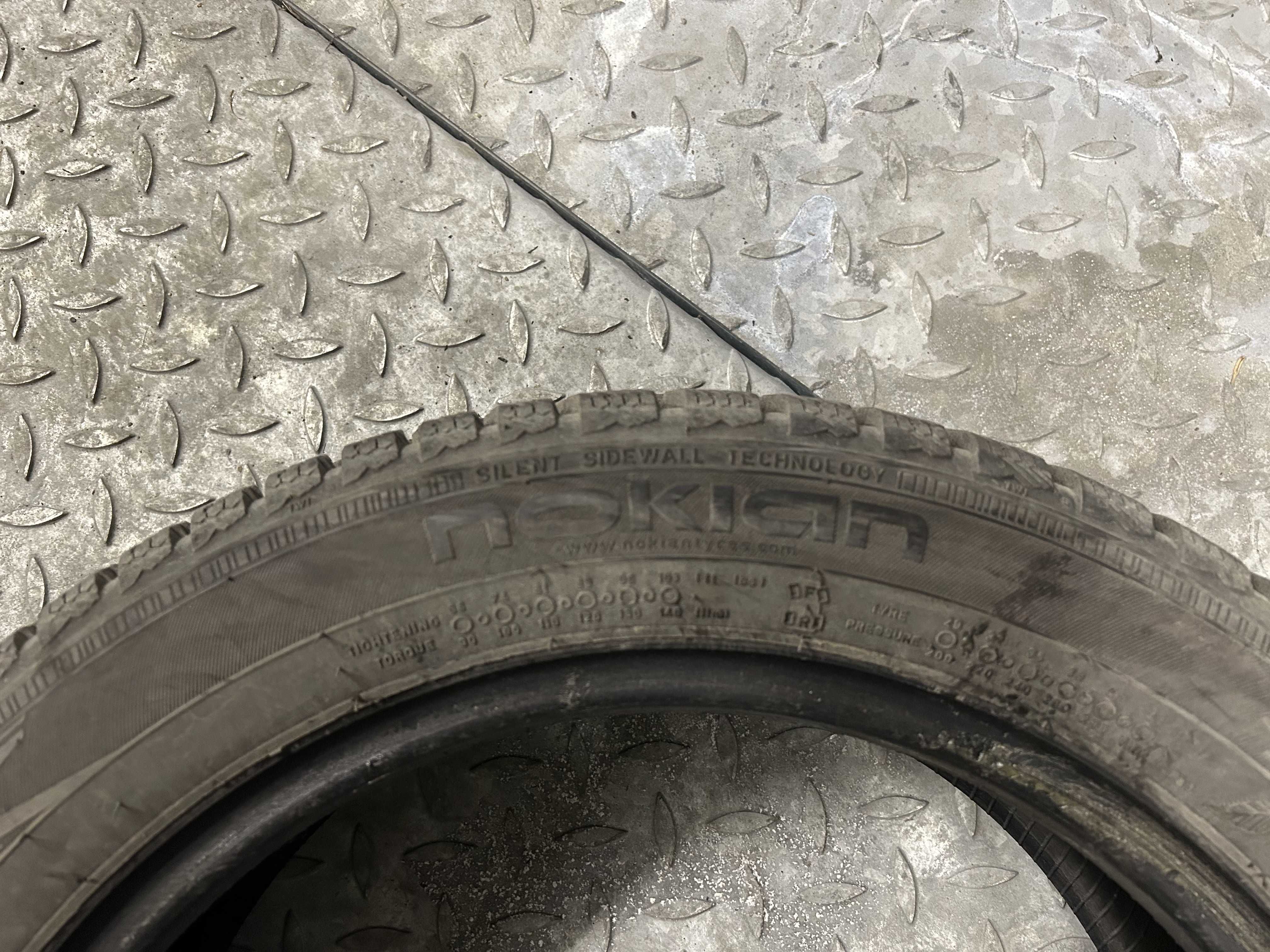 Opony zimowe Nokian WR D4 165/60 R15 bieżnik 6,5 - 7 mm