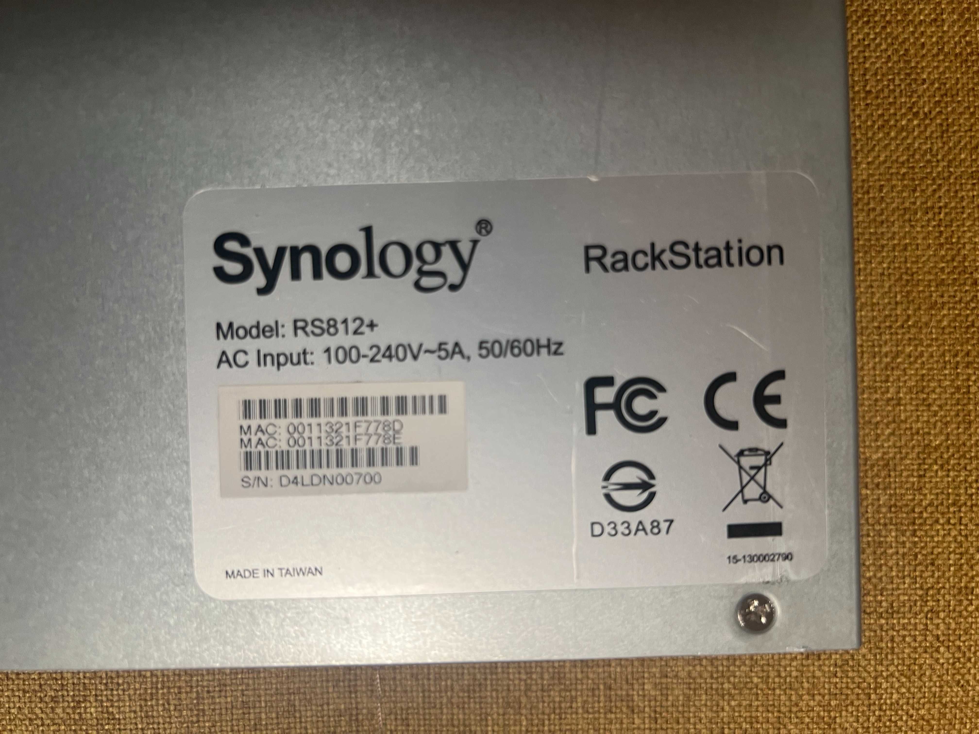 NAS Synology RS812+ com 4 discos 3,5"