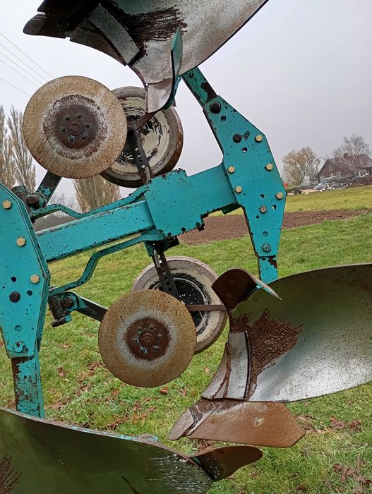 pług eberhard 4 skibowy obrotowy