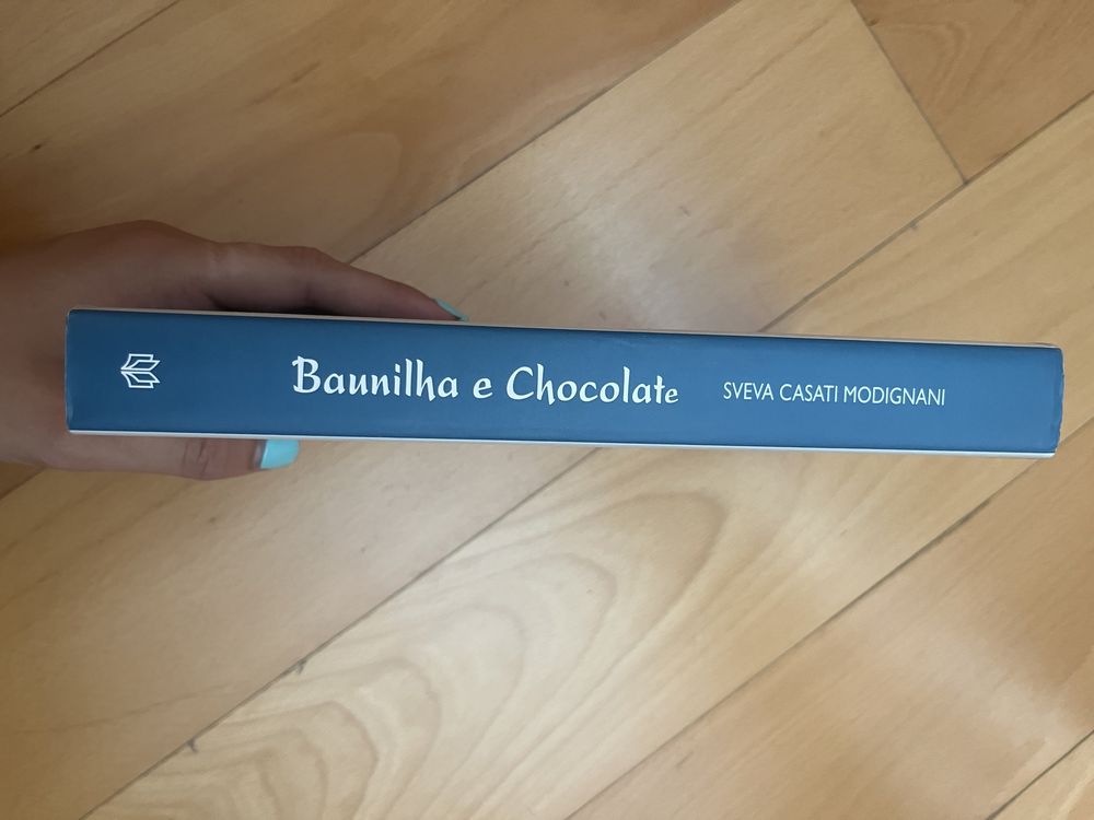 Livro “baunilha e chocolate”