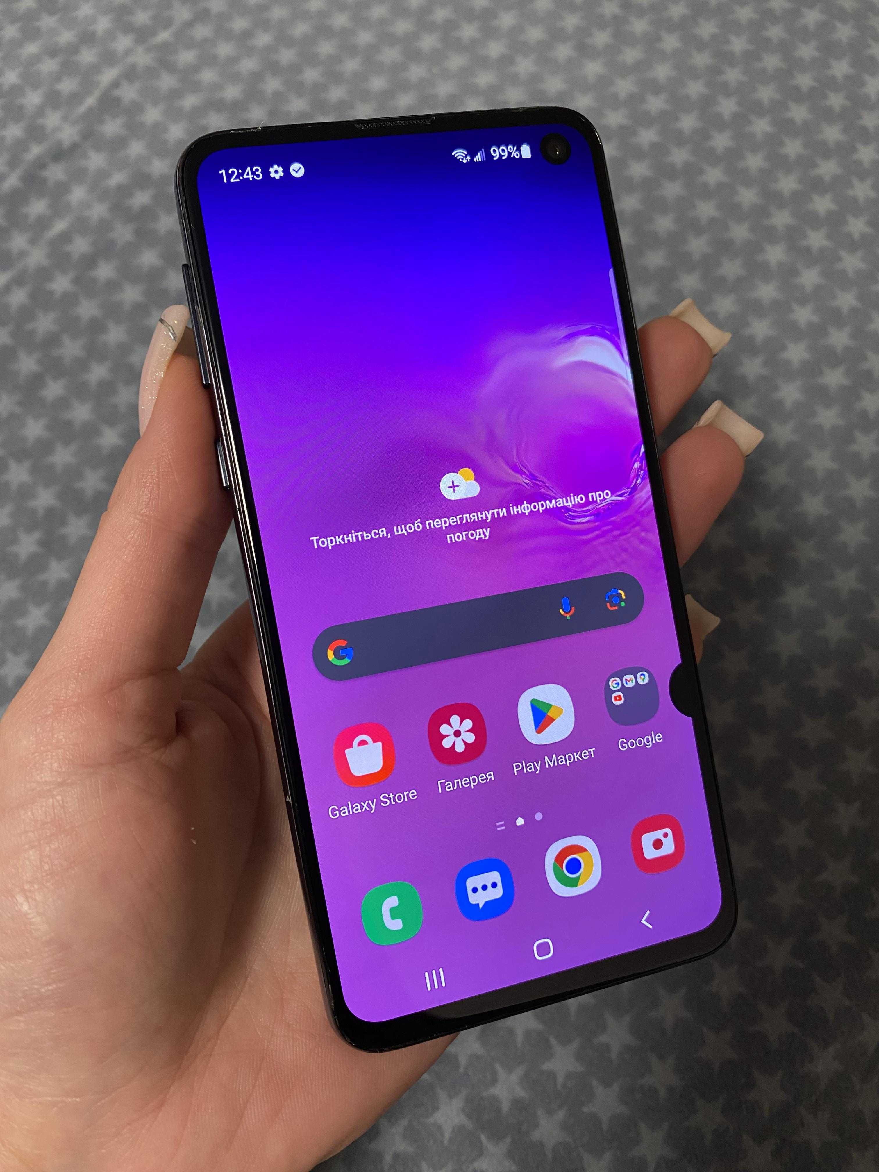 Смартфон Samsung Galaxy S10E 6/128Gb Чорний