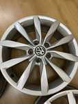 4 Jantes 17’+ 4 Pneus Volkswagen Golf
