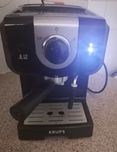 . Máquina de café da marca KRUPS  vende-se