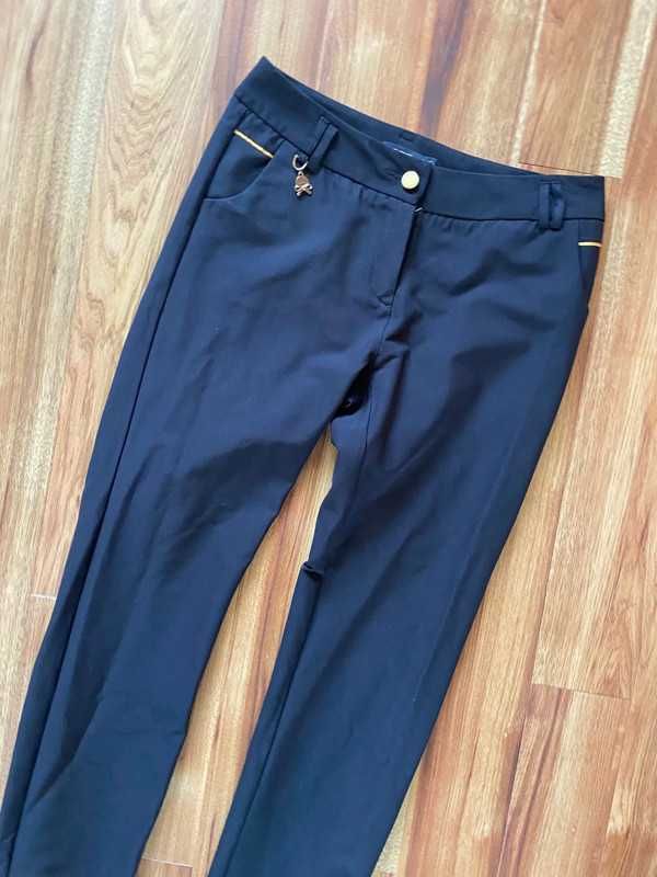 Monnari czarne eleganckie materialowe spodnie cygaretki chinosy 40 38