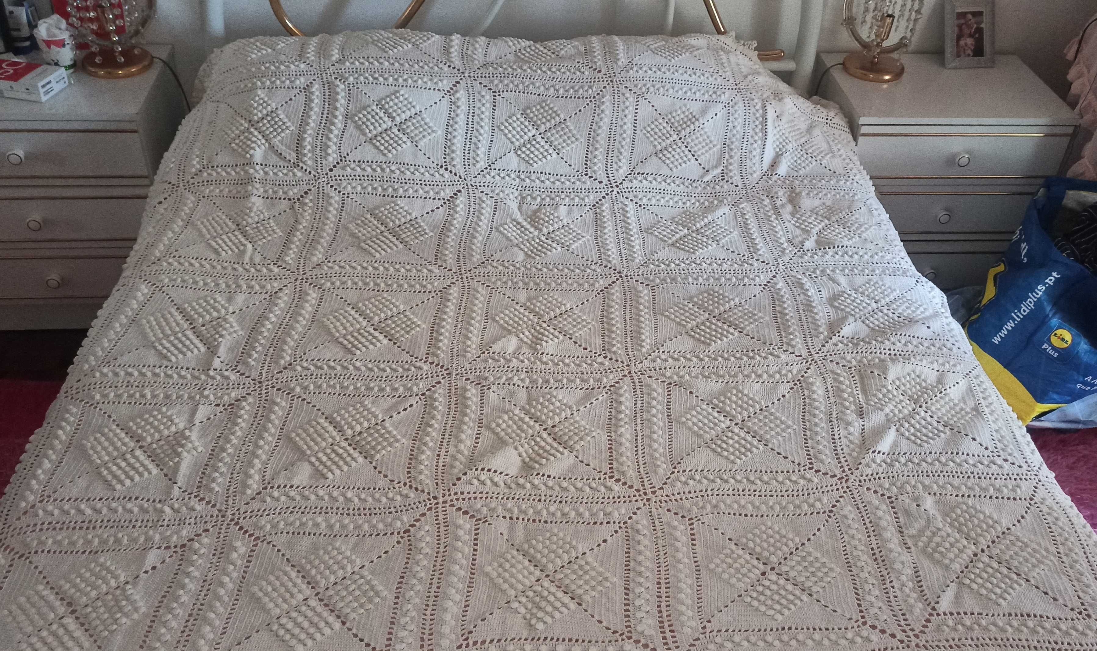 Colcha de renda antiga