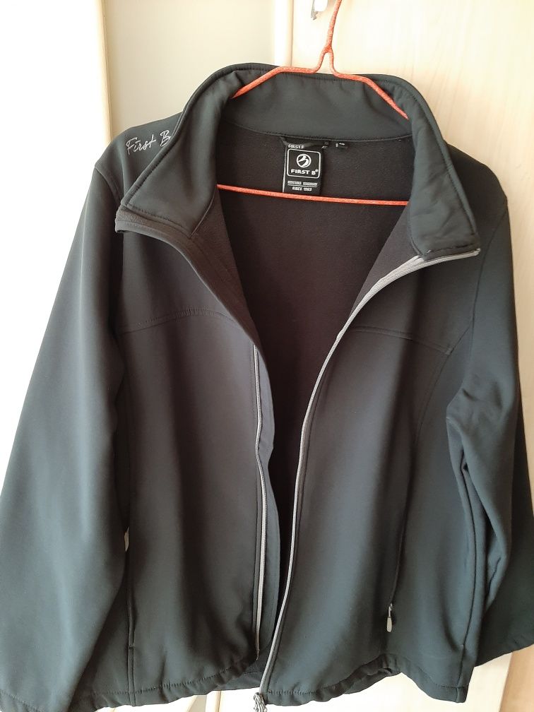 Куртка жіноча  весняна Frist B . 48р.