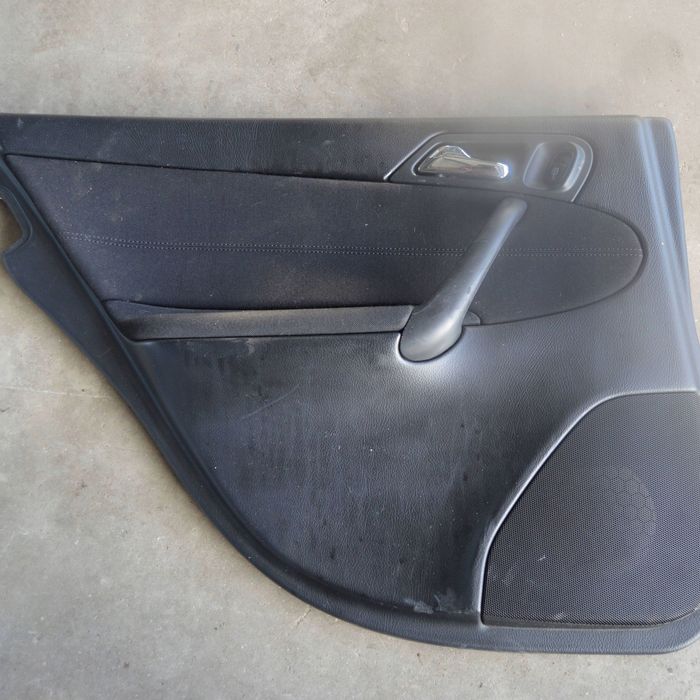 mercedes-benz c w203 boczki tapicerka drzwi komplet zestaw a2037308870