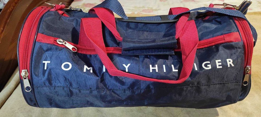 Спортивна сумка TOMMY HILFIGER