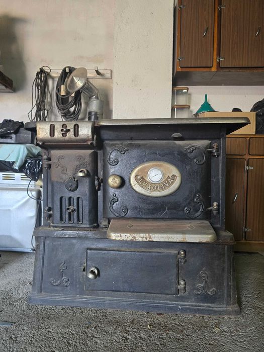 Fogão de Ferro Fundido a Lenha