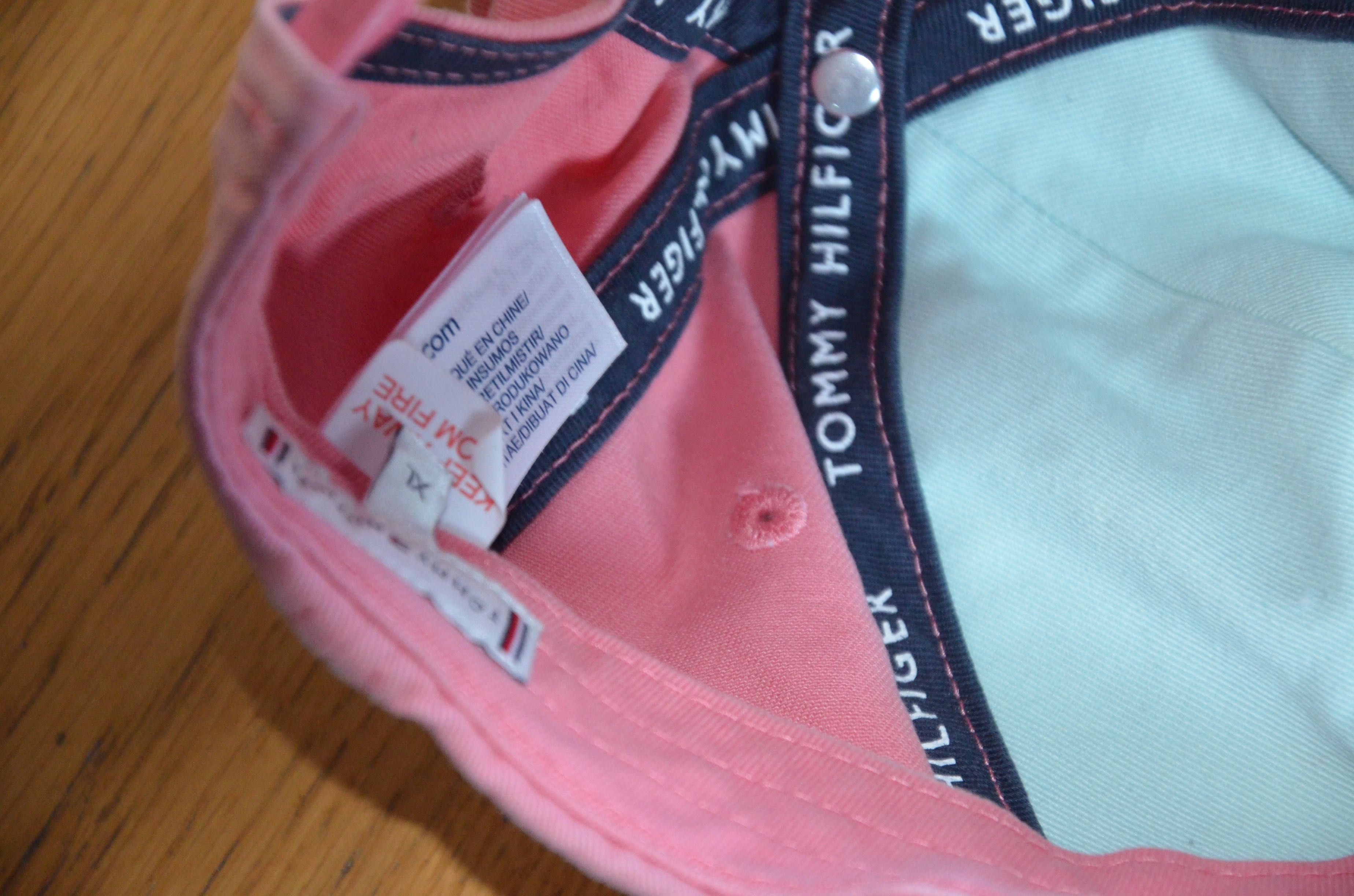 wielokolorowa Tommy Hilfiger czapka z daszkiem r. XL