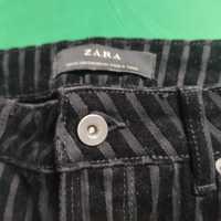 [r.44] ZARA - Spodnie jeansowe w czarne pasy, SLIM (nowe z metkami)