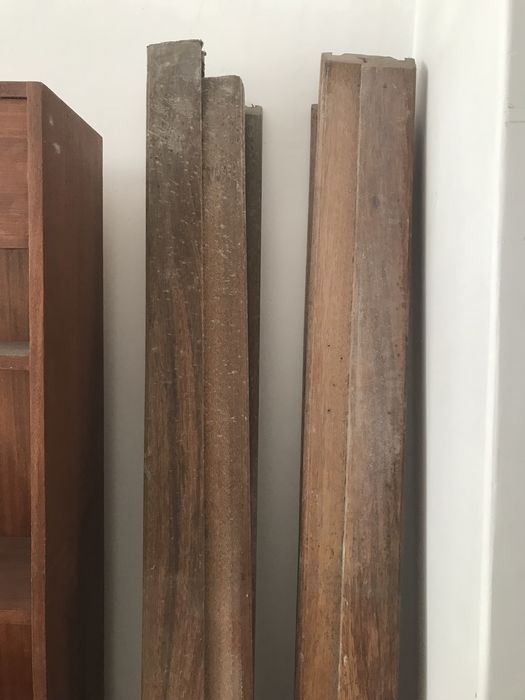 Portas madeiras aros e guarnições,