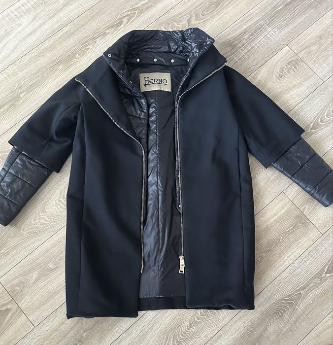 Пальто жіноче Herno, Burberry, Dolce Gabbana