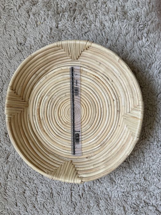 Pleciona patera na owoce