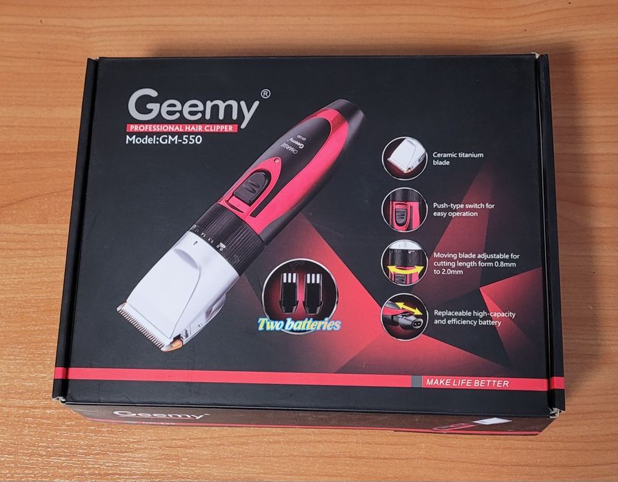 Машинка для стрижки Geemy 550