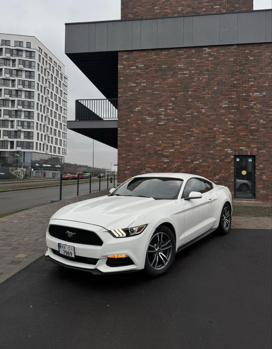 Форд Мустанг GT 3.7 2016 год