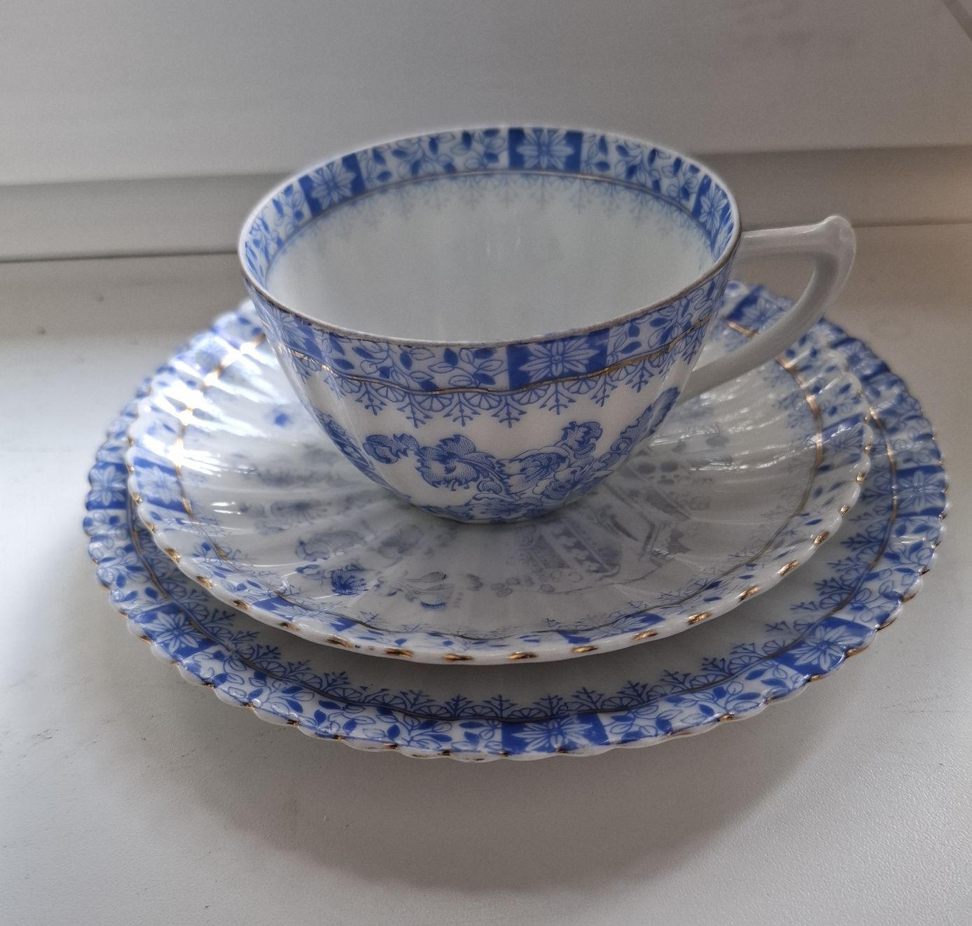 Zestaw śniadaniowy China blau - kostna porcelana