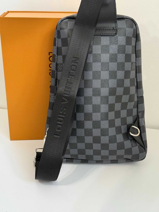 Мужская сумка через плечо | Avenue Slingbag | Louis Vuitton