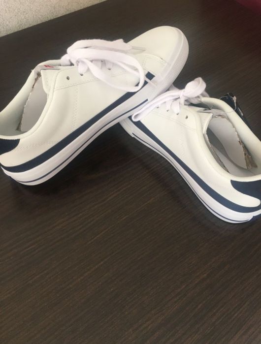 Мужские кожаные кеды кроссовки Fila размер 40