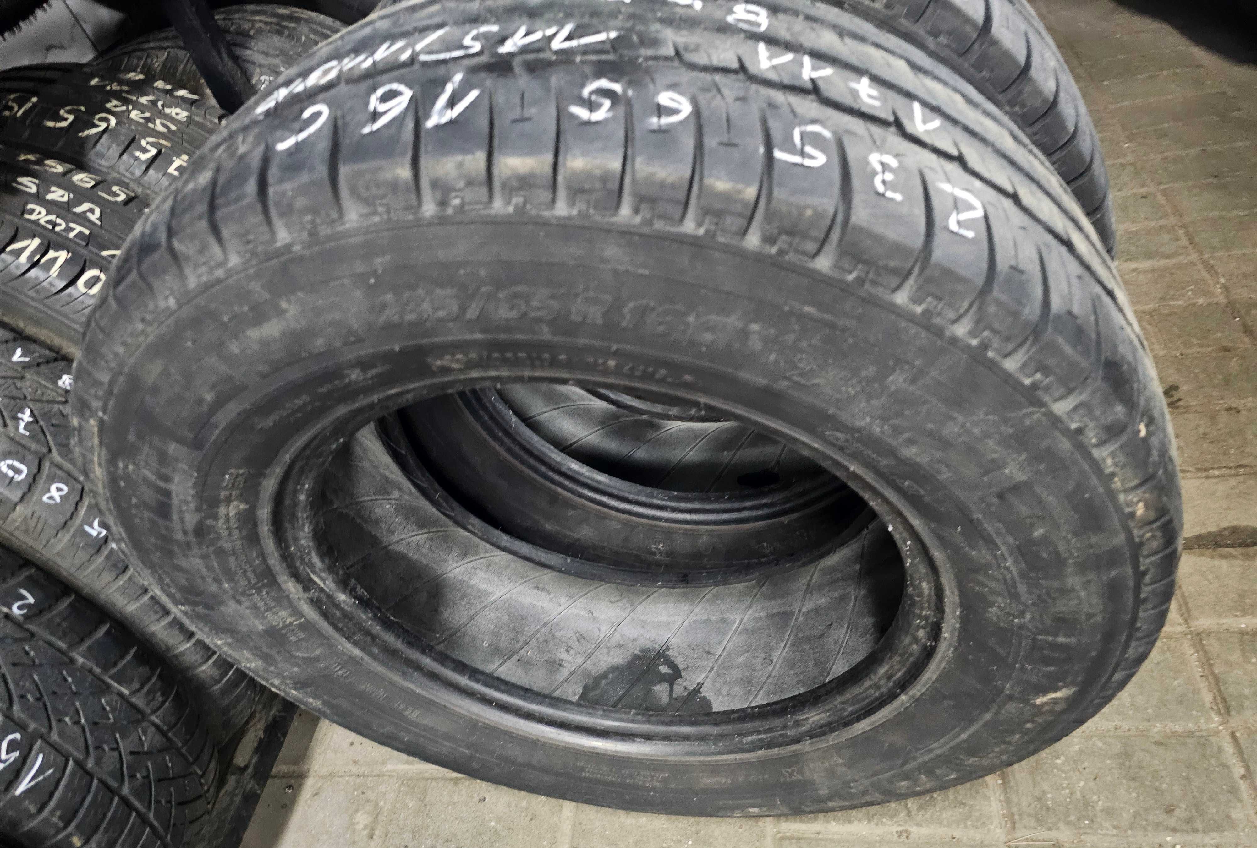 235/65R16C Michelin Agilis Lato