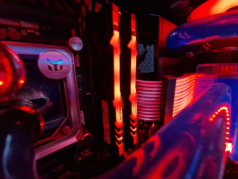ASUS ROG Helios WiFi/Bluetooth | Intel i9-10900KF | 32GB | RTX 3070 Ti