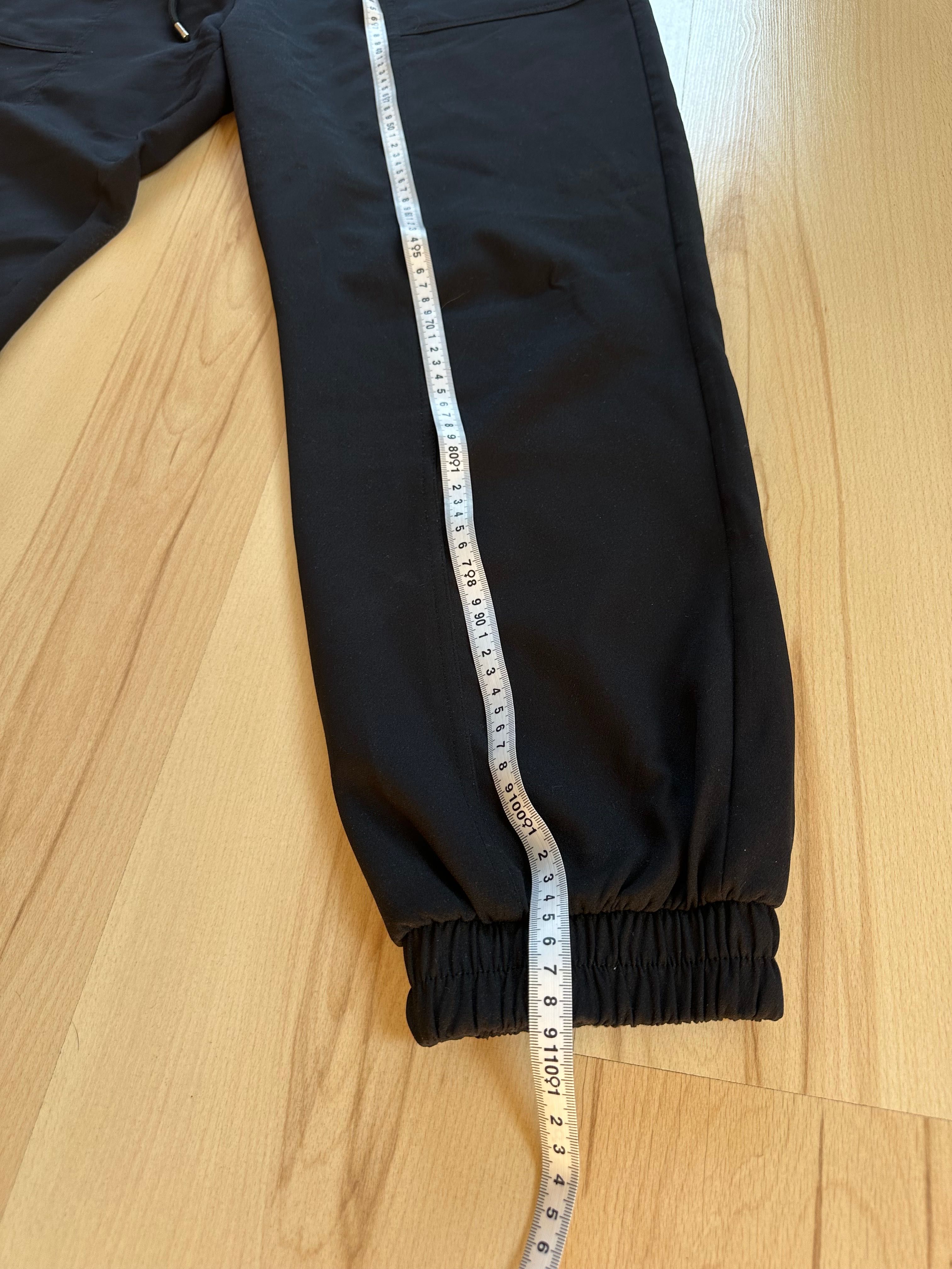 Czarne spodnie Zara rozmiar XL