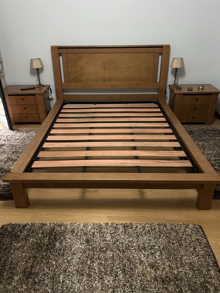 Vendo cama de crianca e cama de casal