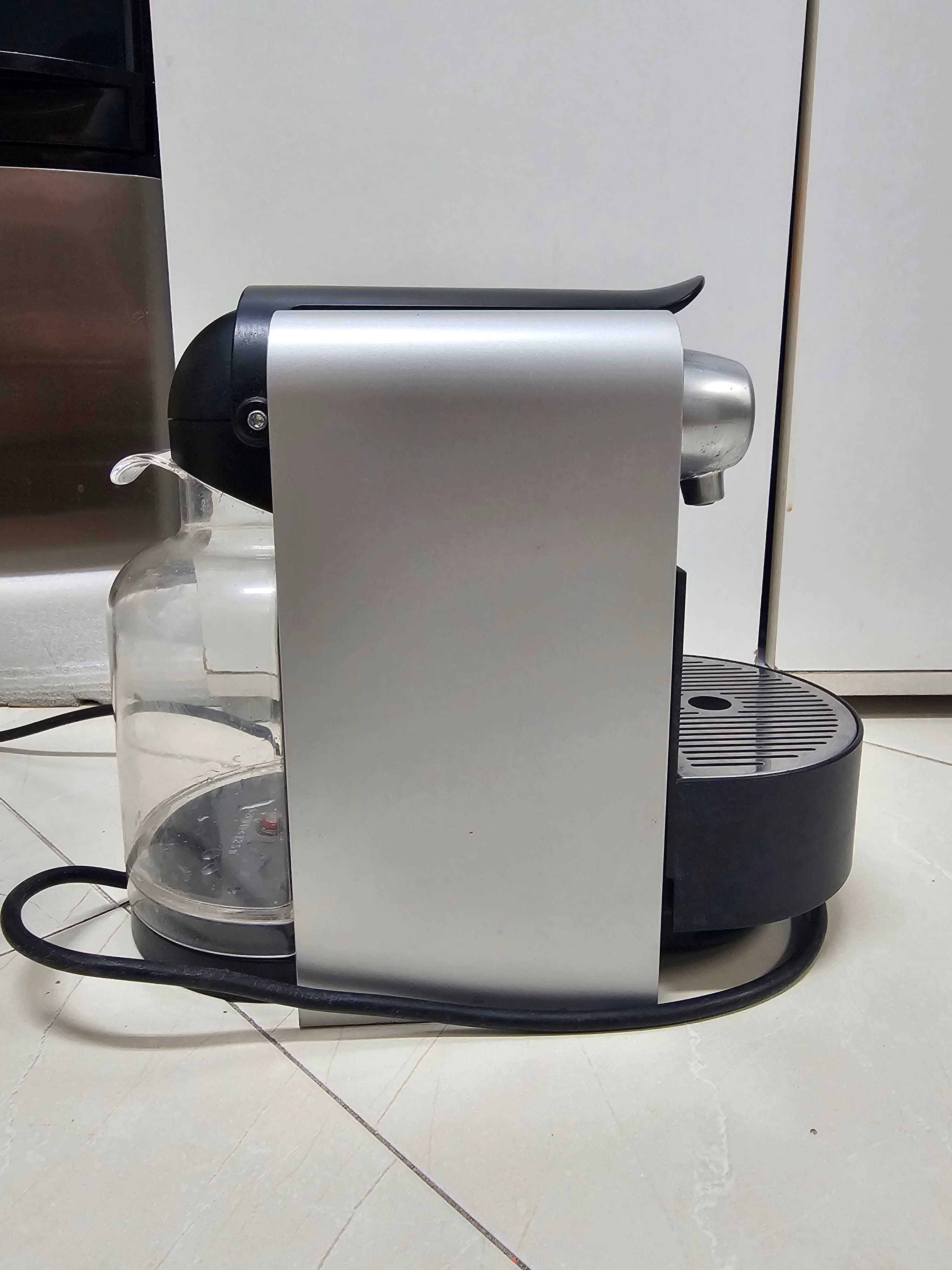 Máquina de Café Nespresso Siemens TK30N01
