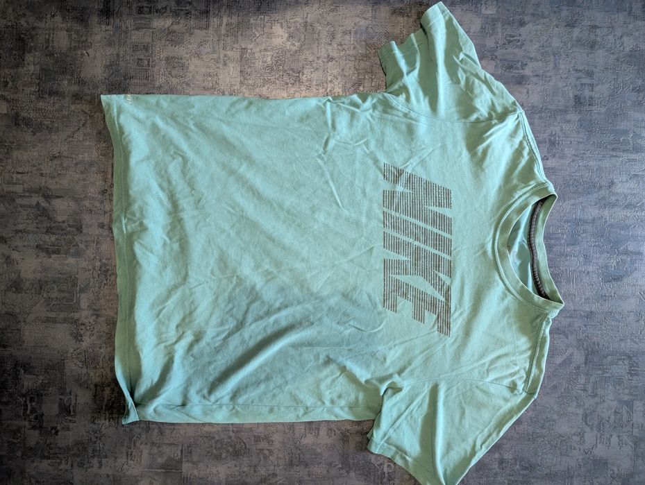 тренеровочная футболка Nike dri-fit