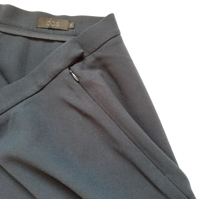 Юбка міді по коліна темно синя cos