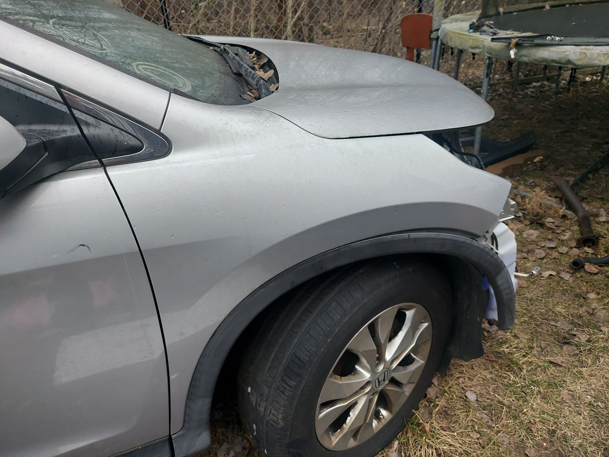 Blotnik prawy Honda cr-v4 NH700M