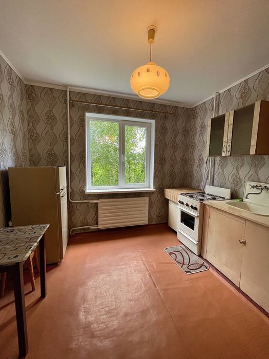 Оренда 1 кімнатна квартира біля супермаркету «Бджілка».