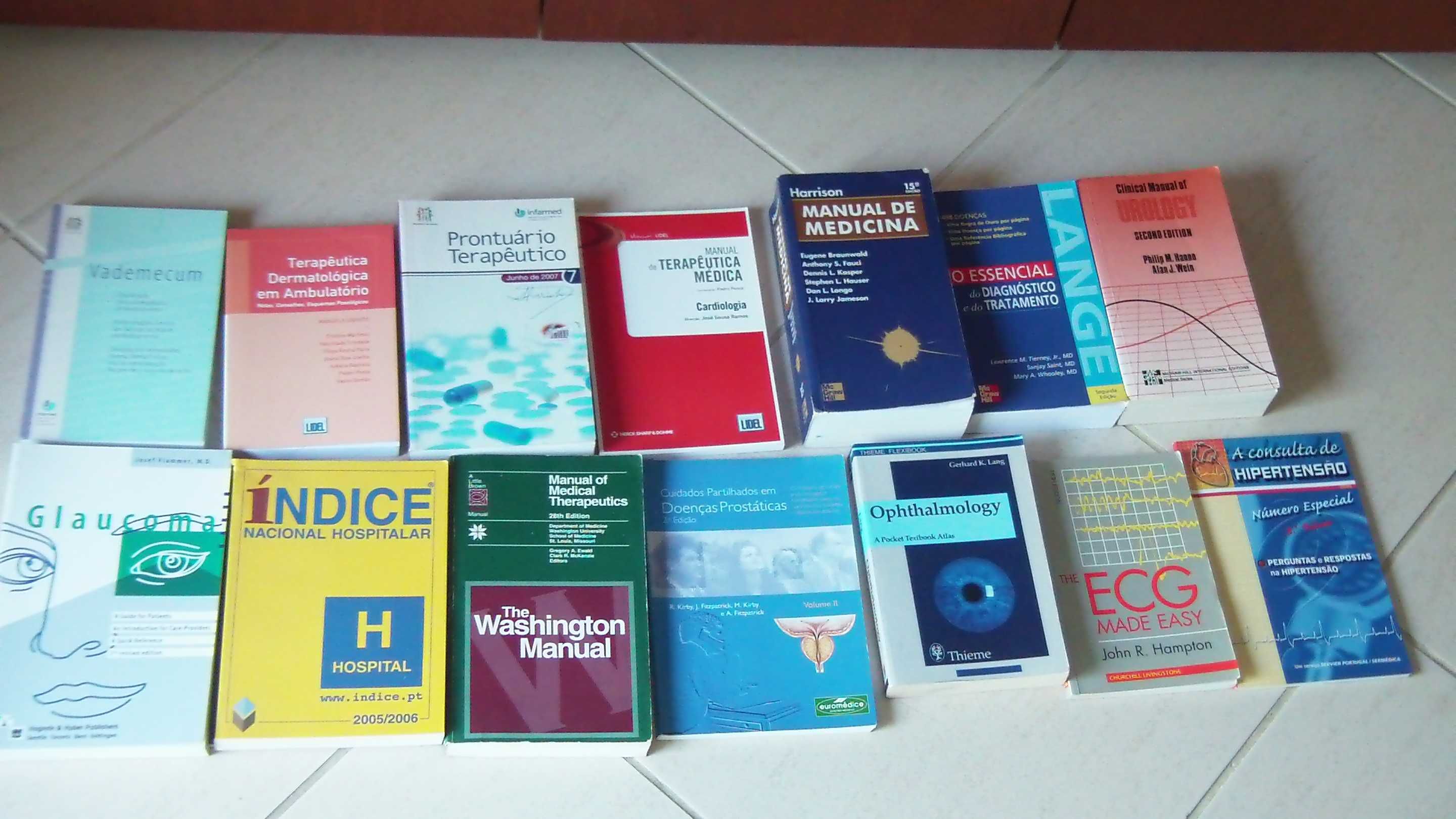 Grande lote de 56 livros Medicina em português e inglês