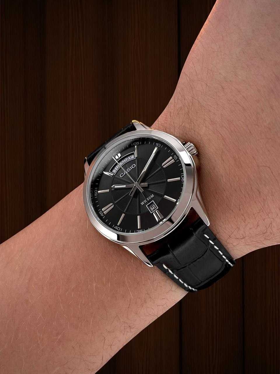 Годинник Casio MTP-1381L-1A, наручні часи Касіо, оригінал