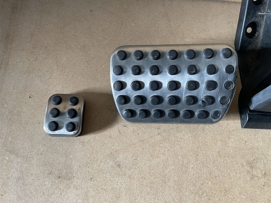 Pedal gazu nakladki na pedaly AMG Mercedes C klasa w204 w203 CLK w209