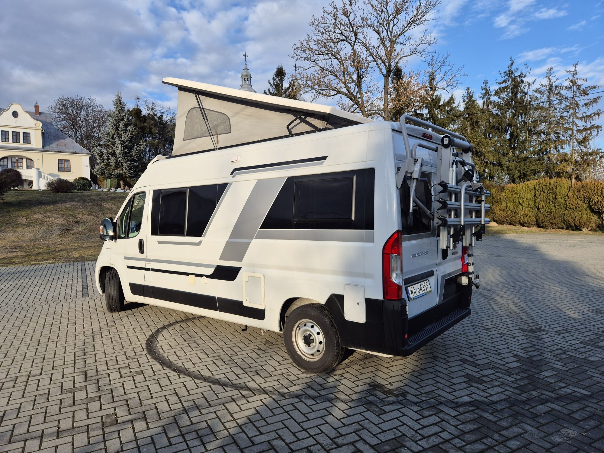 KAMPER 4 miejsca - Fiat Ducato - wypożyczalnia kamperów Warszawa