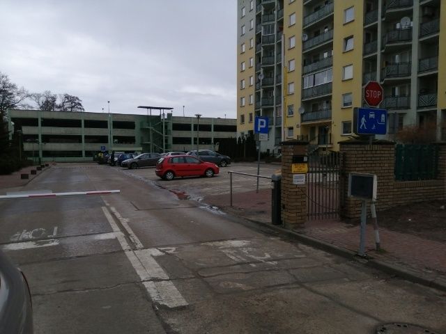 Zadaszone Miejsce Parkingowe! Warszawa Aluzyjna 33, Strzeżone 24h