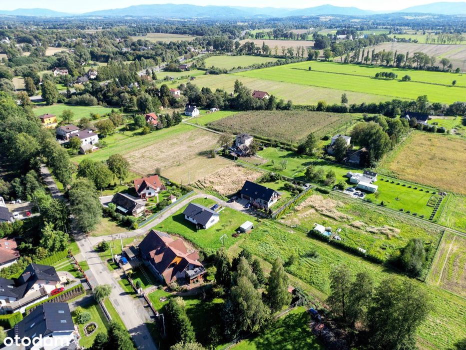 Działka w Drogomyślu z pozwoleniem na budowę