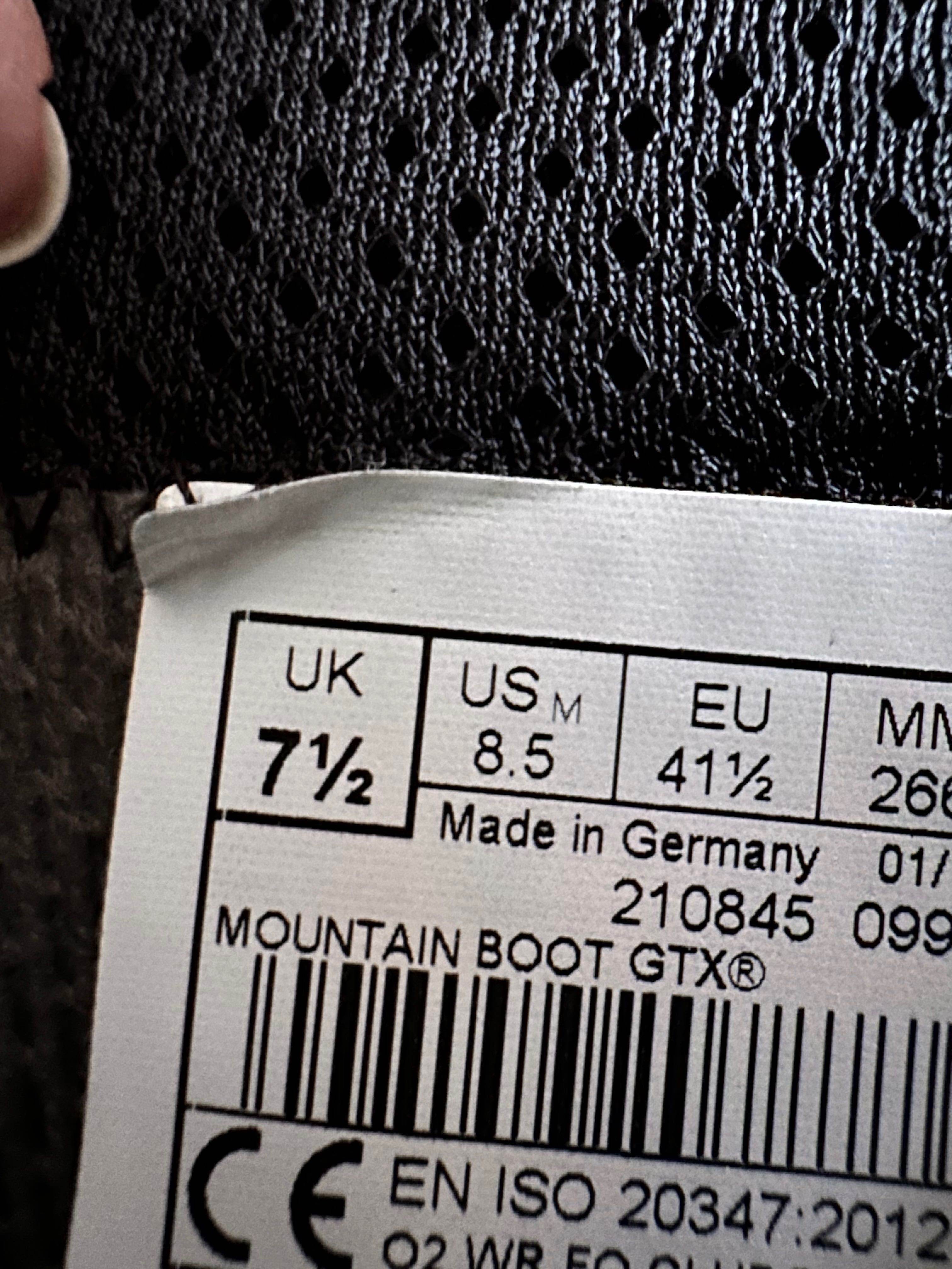 Buty Lowa Mountain Boot GtX 41/5