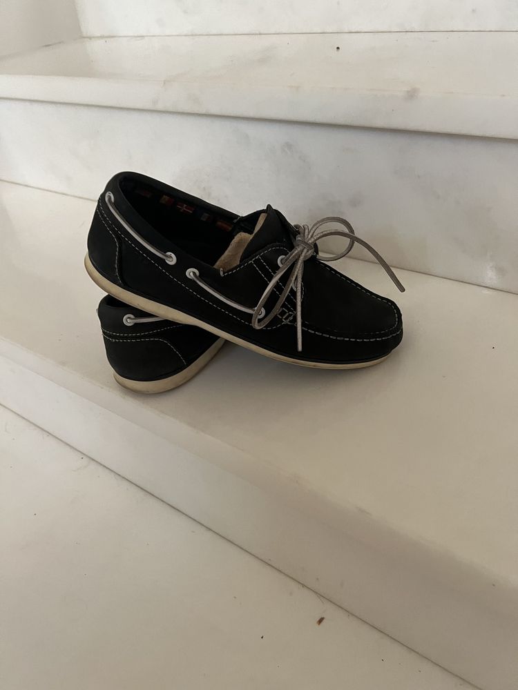 Sapatos tipo vela