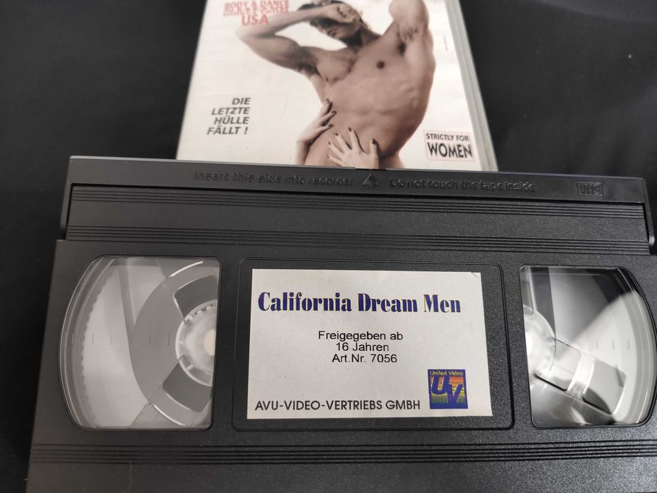 Видеокассета с записью. Актеры: California Dream Men