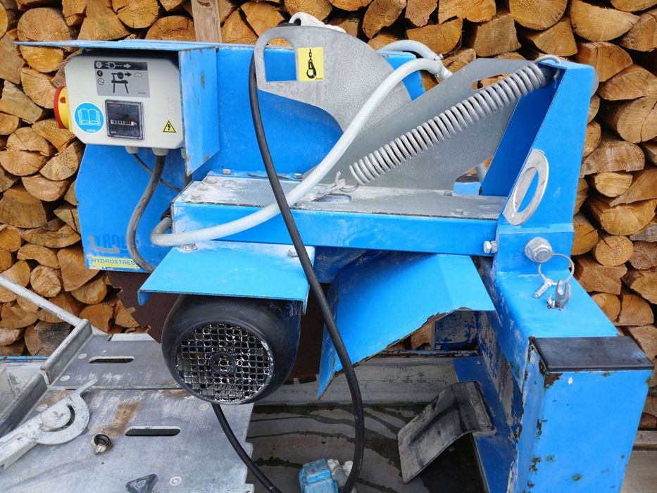 PIŁA TYROLIT  TME700P do Cięcia PUSTKÓW i KAMIENIA  Diamentowa Tarcza