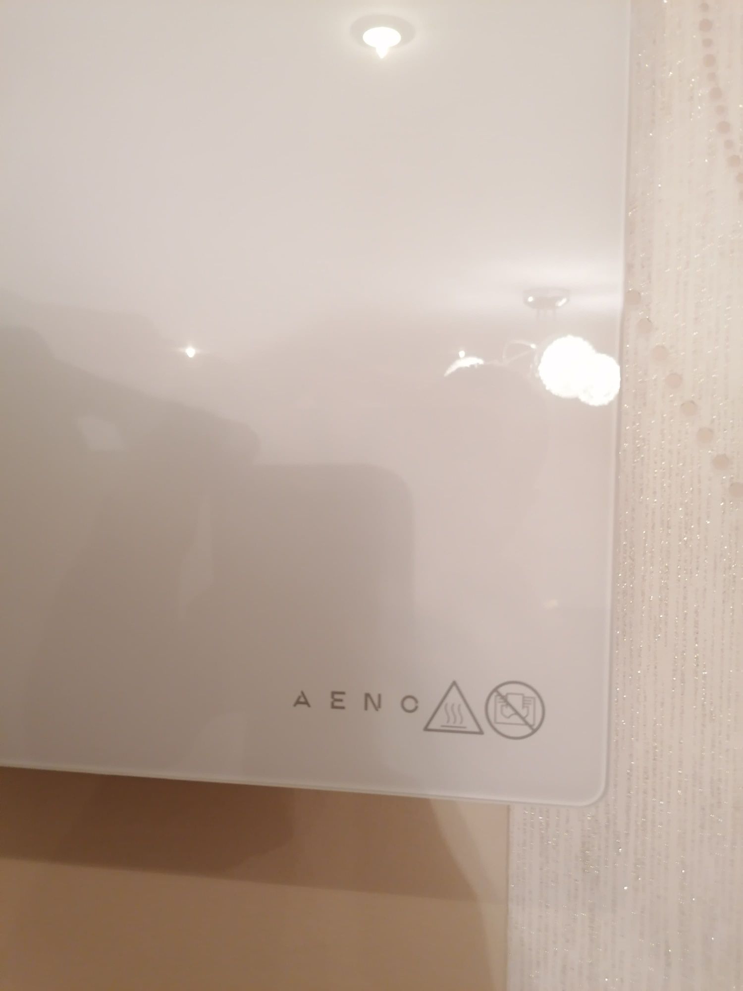 Grzejnik AENO na podczerwień