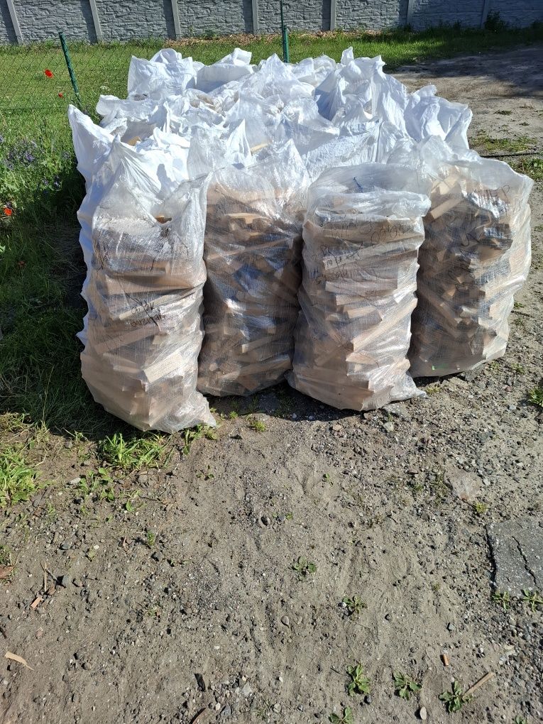 Drewno opałowe bukowe buk w workach